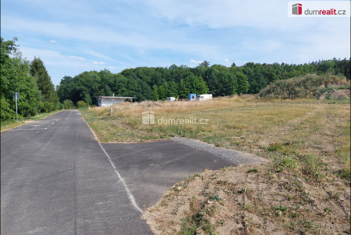 Prodej stavebního pozemku v Pocinovicích u Semněvic, okr. Do