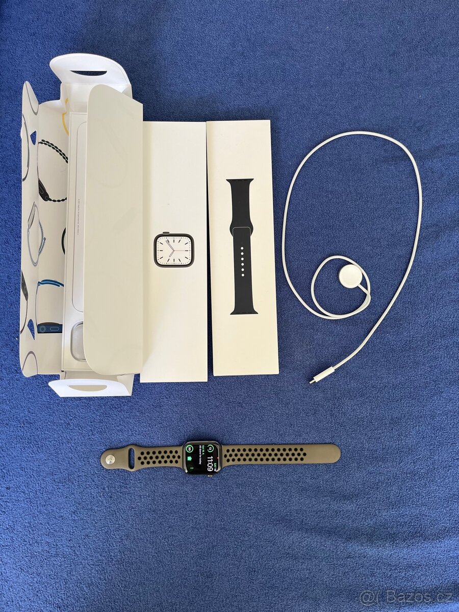 Apple Watch 7 45mm Celluar LTE Graphite stainless Steel