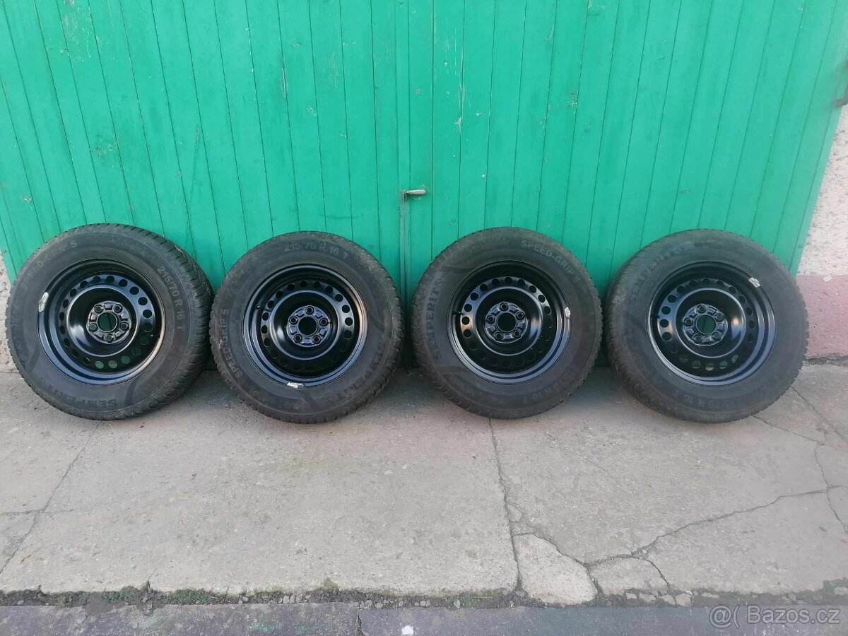 Zimní kola Kia Sportage R16