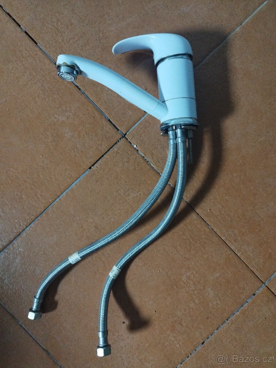 Daruji starší pákovou baterii
