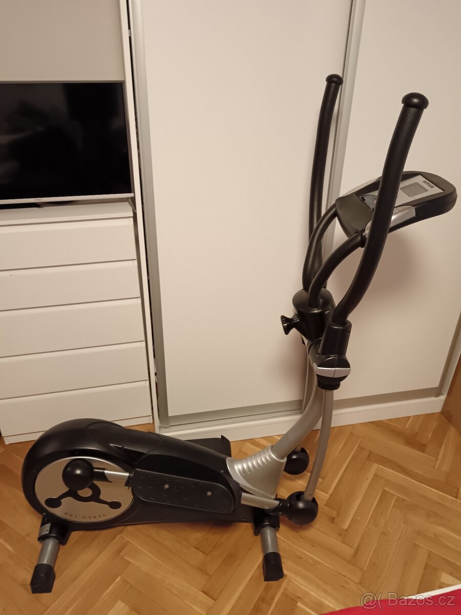 Eliptický trenažer