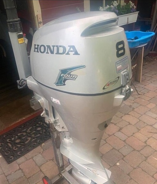 ZÁVĚSNY motor Honda BF 8D 2010 5,8KW