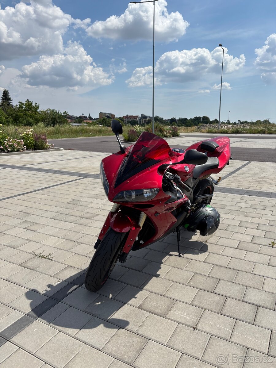 Yamaha R1 - DO KONCE TÝDNE 109000,-