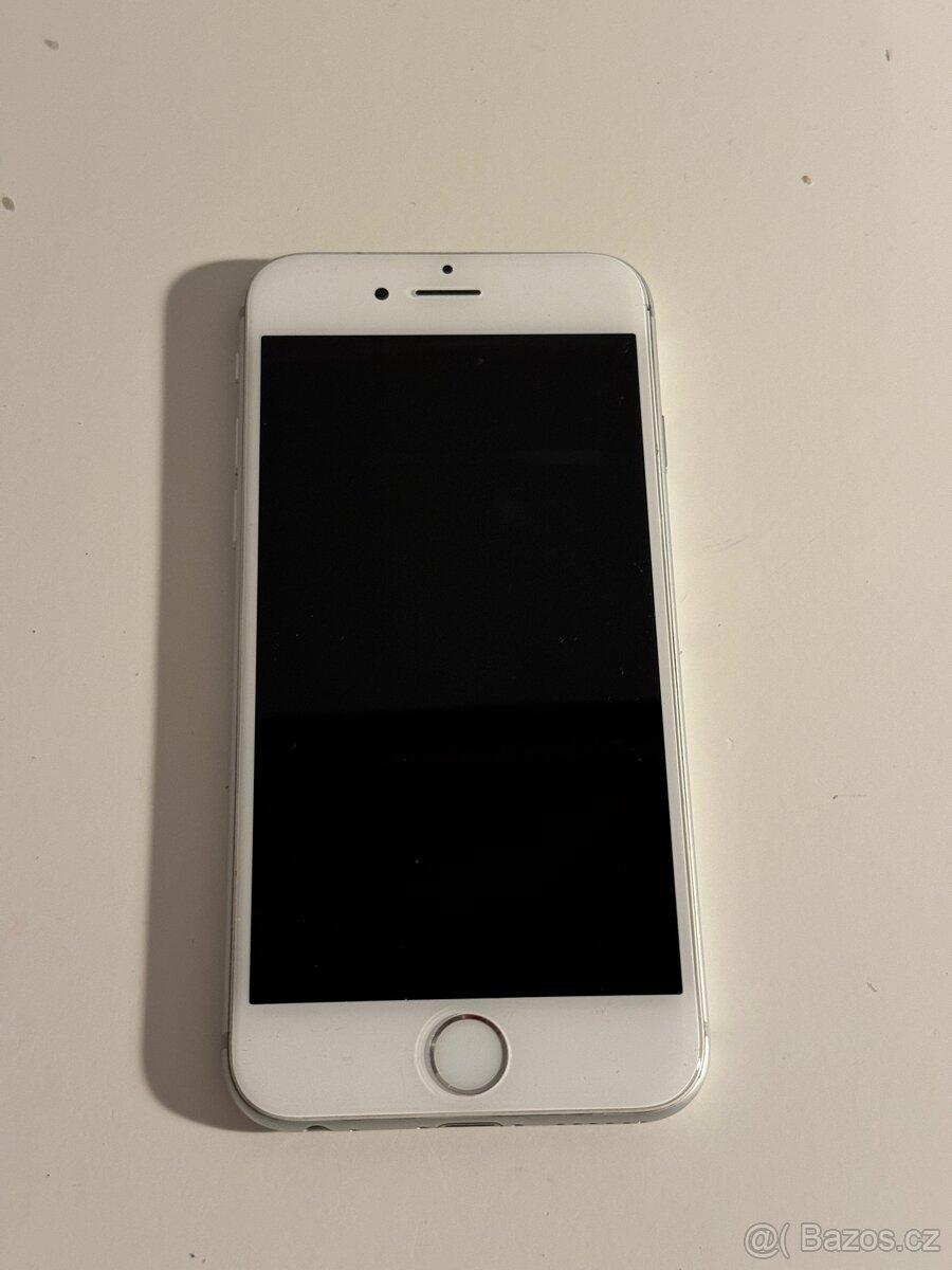 iPhone 6 16Gb Silver v dobrem Stavu, ma vadu