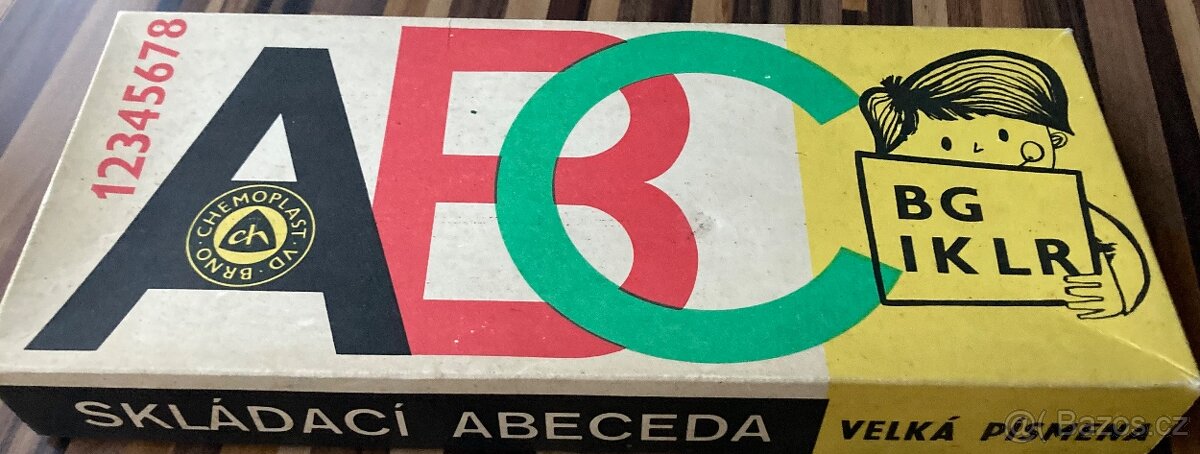 Retro hračka Skládací abeceda velká písmena