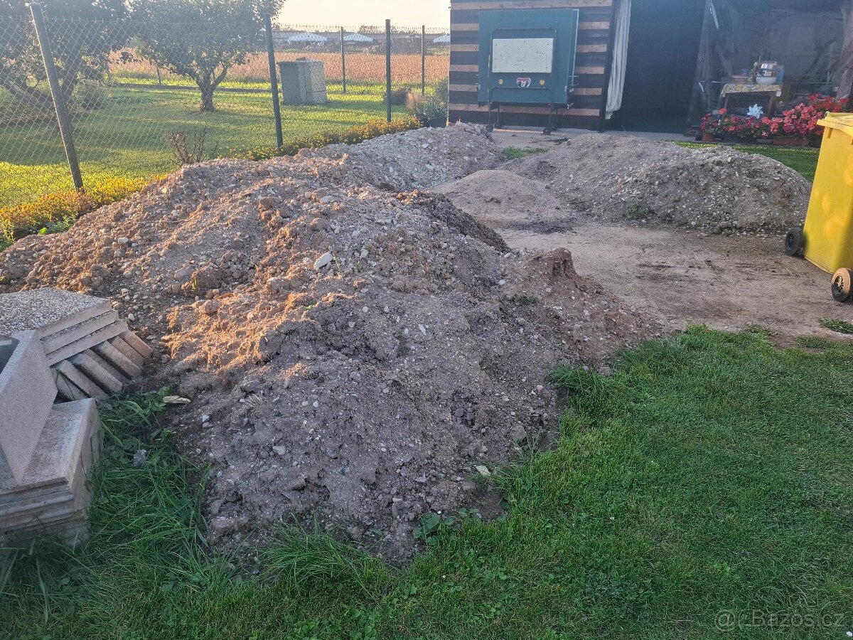 Hlína s opukou do zásypu, zdarma