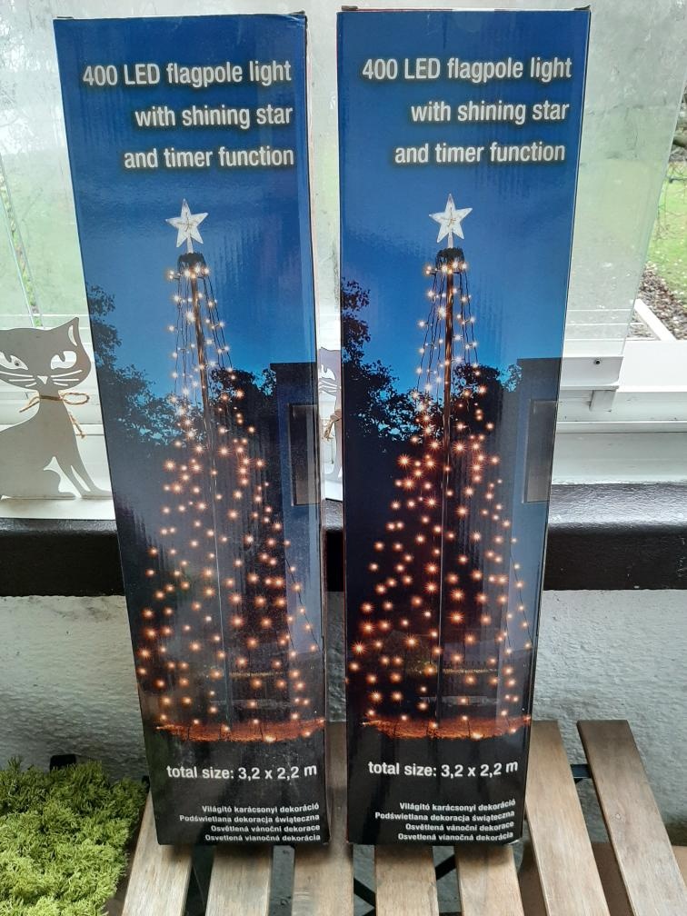 Venkovní světelný strom s hvězdou, 400 LED 3,2 x 2.2 metr