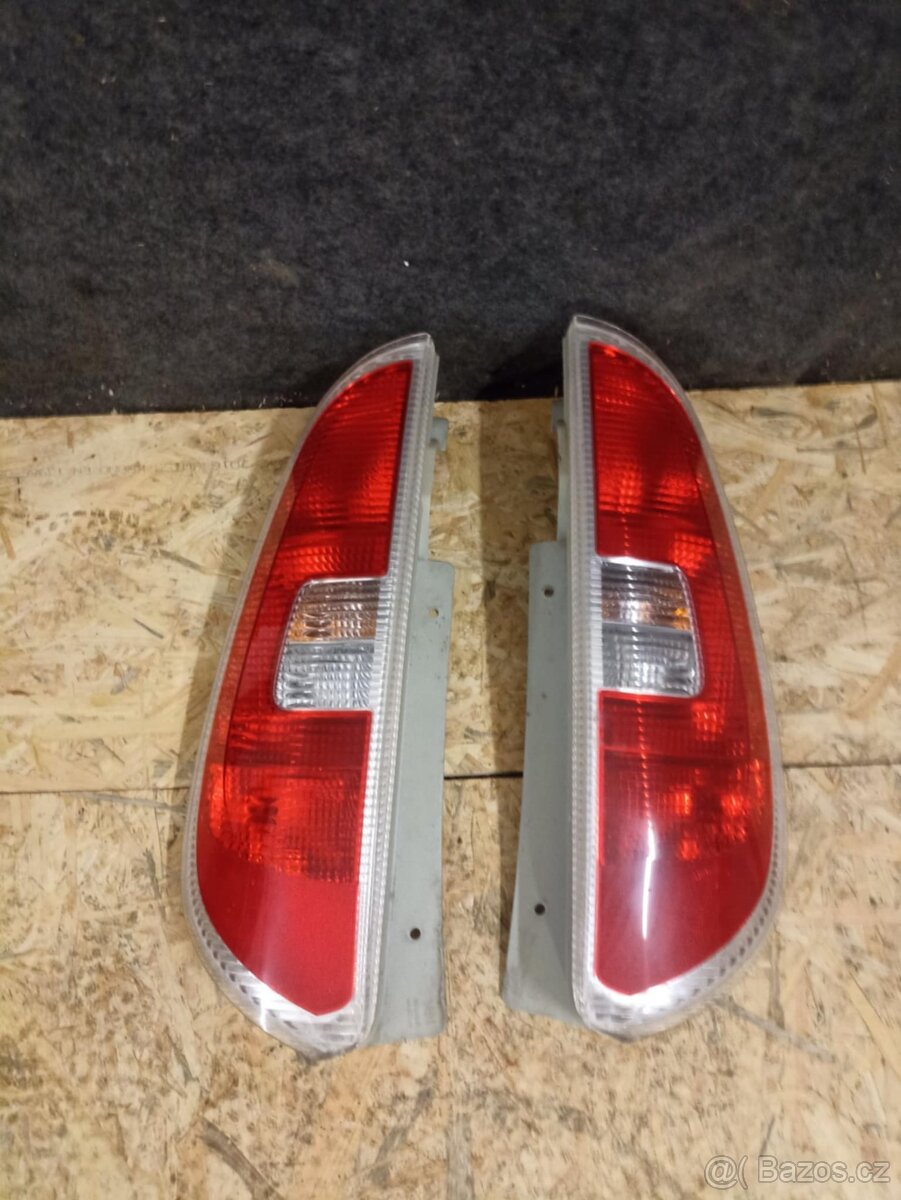 Zadní světla Škoda Roomster
