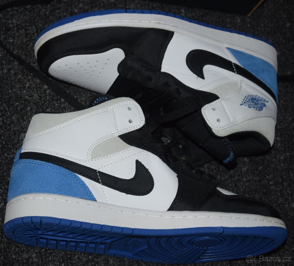 NIKE AIR JORDAN MID SE velikost EU 40, nové. krabice