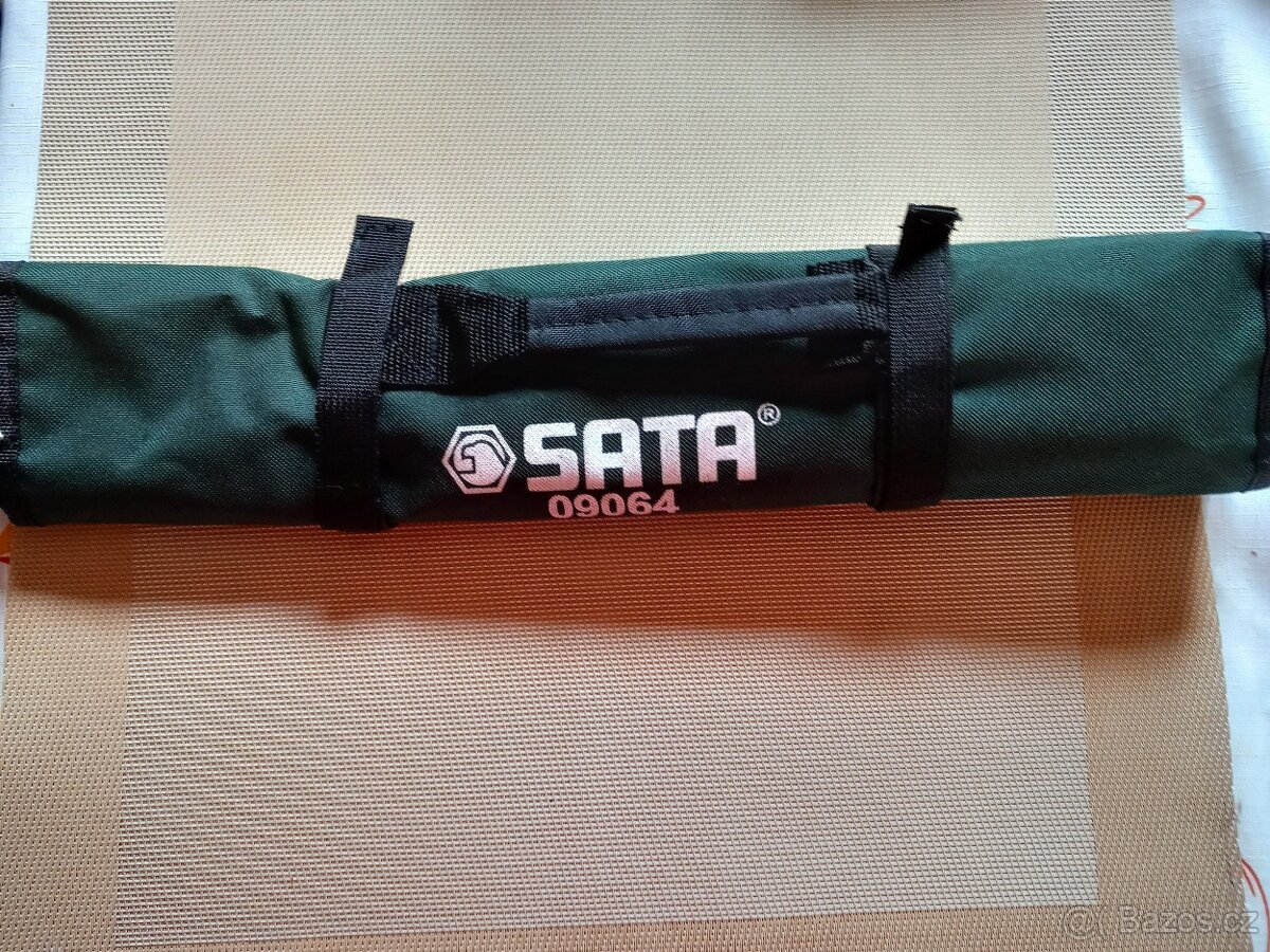 očkoploché klíče  sada 8 - 24 mm zn. SATA