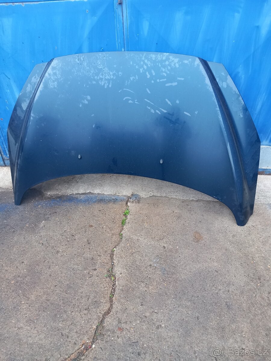 Kapota Peugeot 308 rok 2008 1000kc