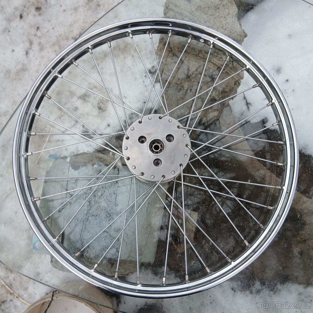 Stadion,Jawetta nové kolo