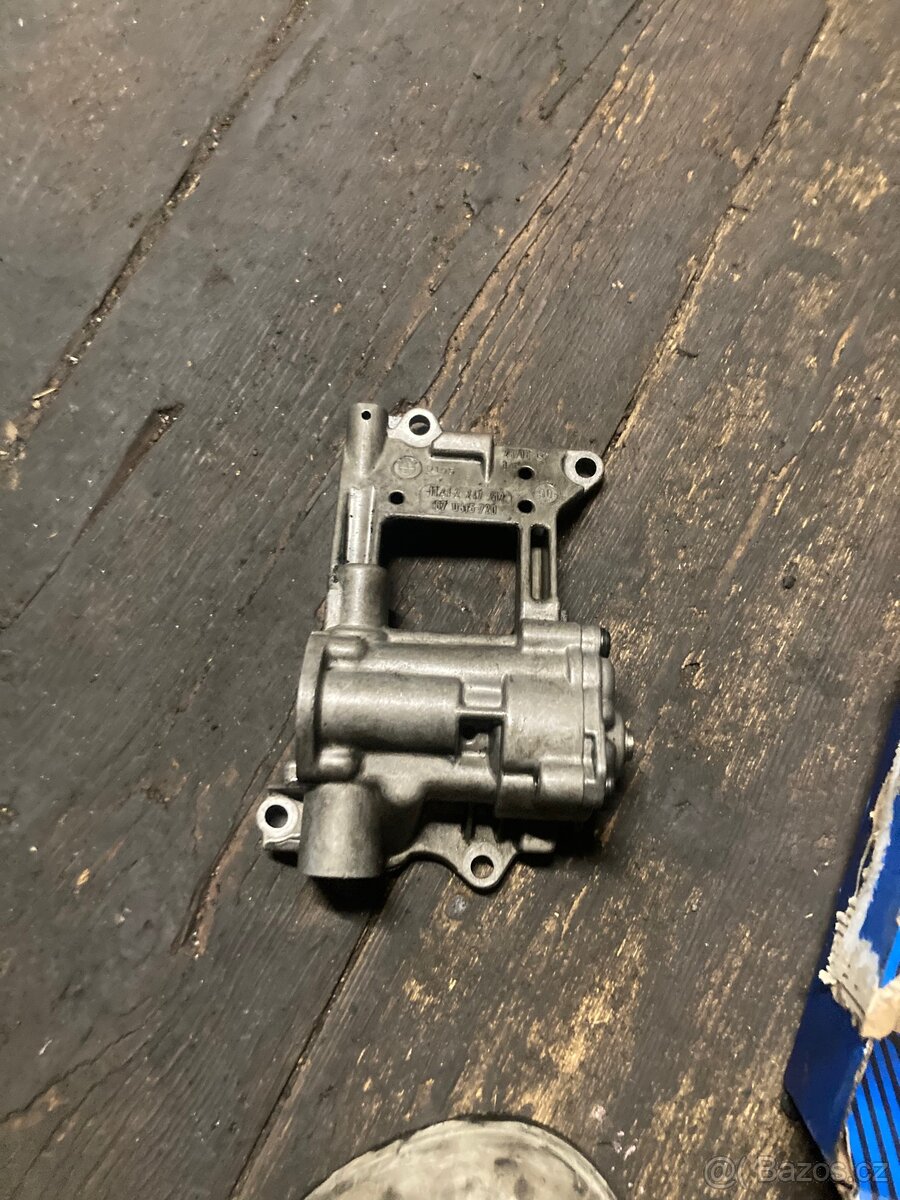 Olejové čerpadlo m57