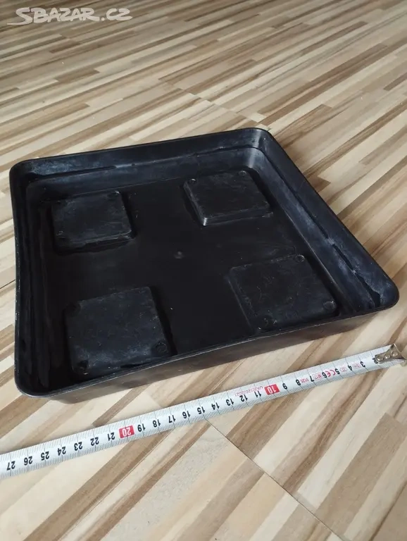 Podmiska hranatá 27x27cm