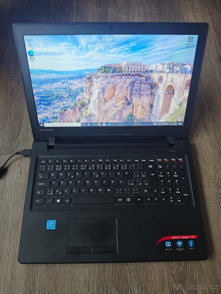 Lenovo IdeaPad 300-15IBR Black