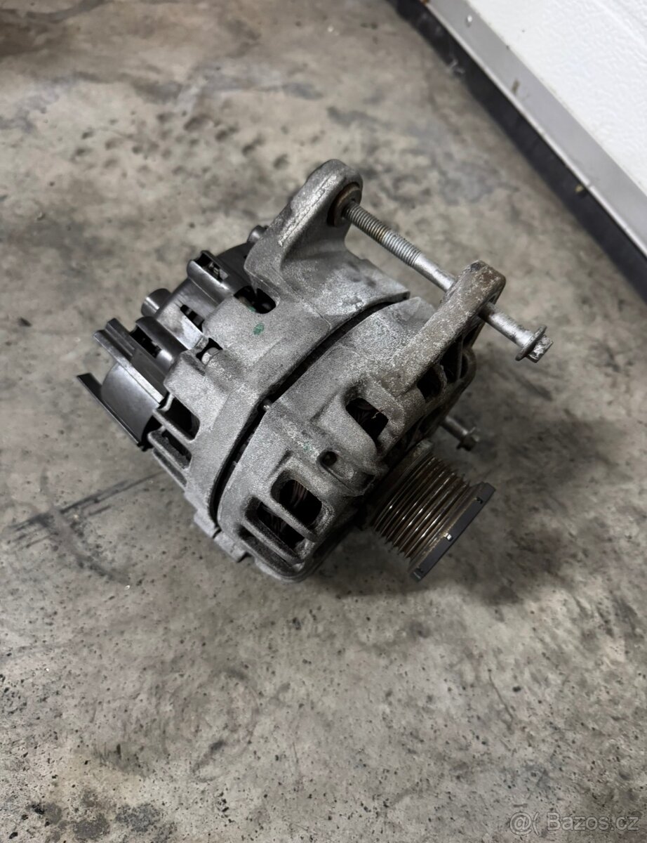Alternátor Megane IV 1.2 Tce