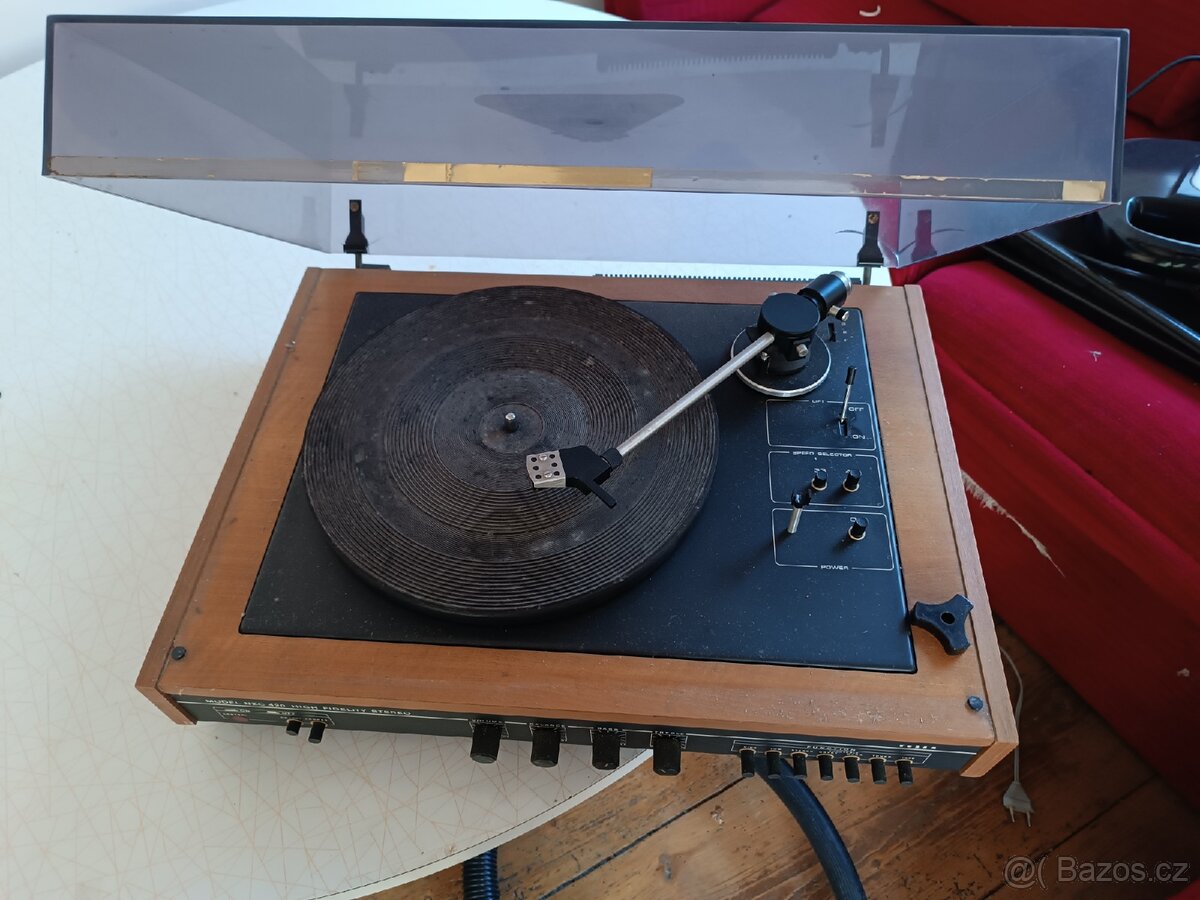 Gramofon Tesla