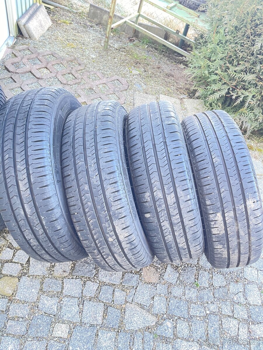 prodám pneu Nexen 225/75/16C