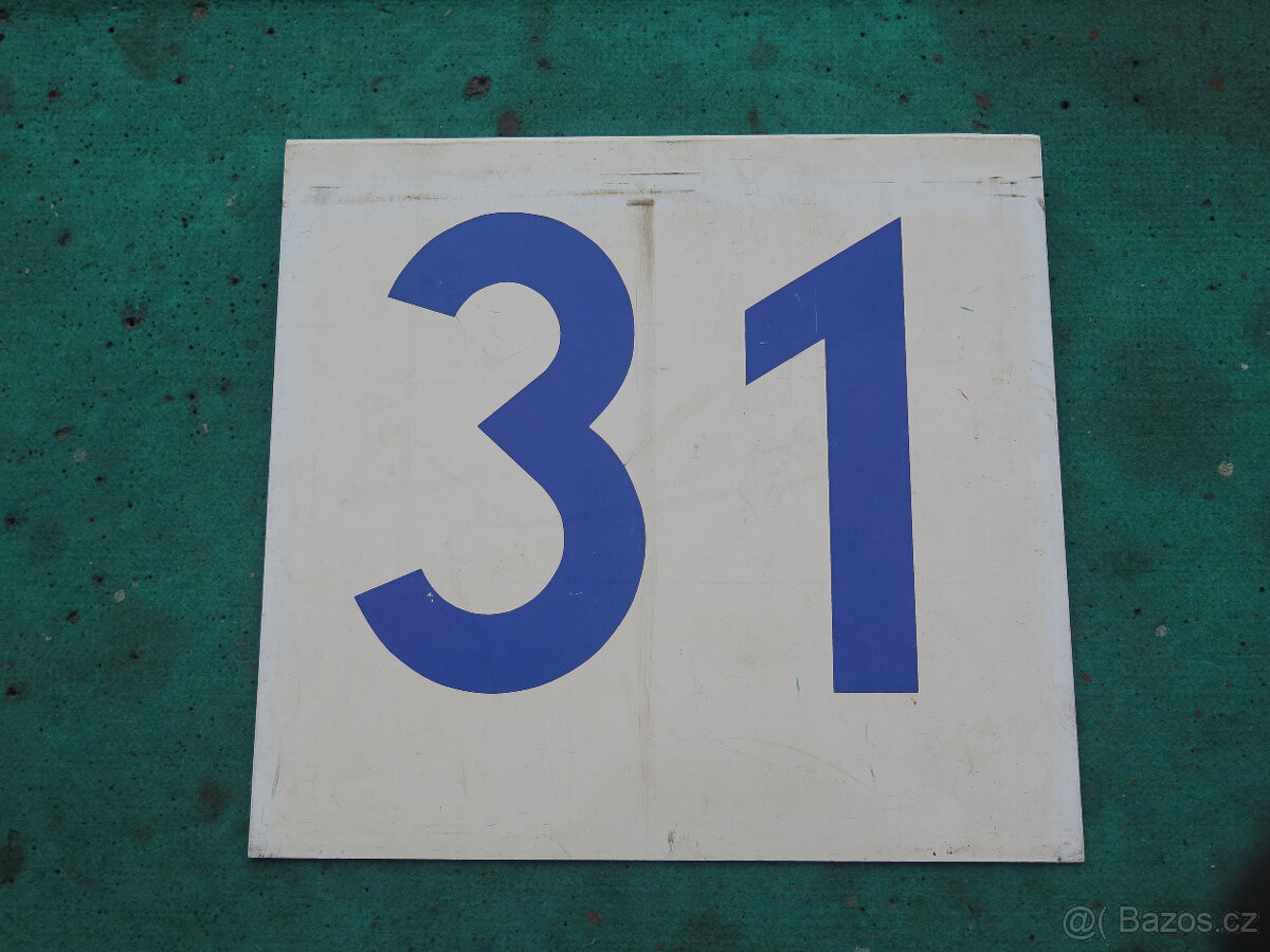 Označení linky pražské MHD č. 31 - tramvaj T3