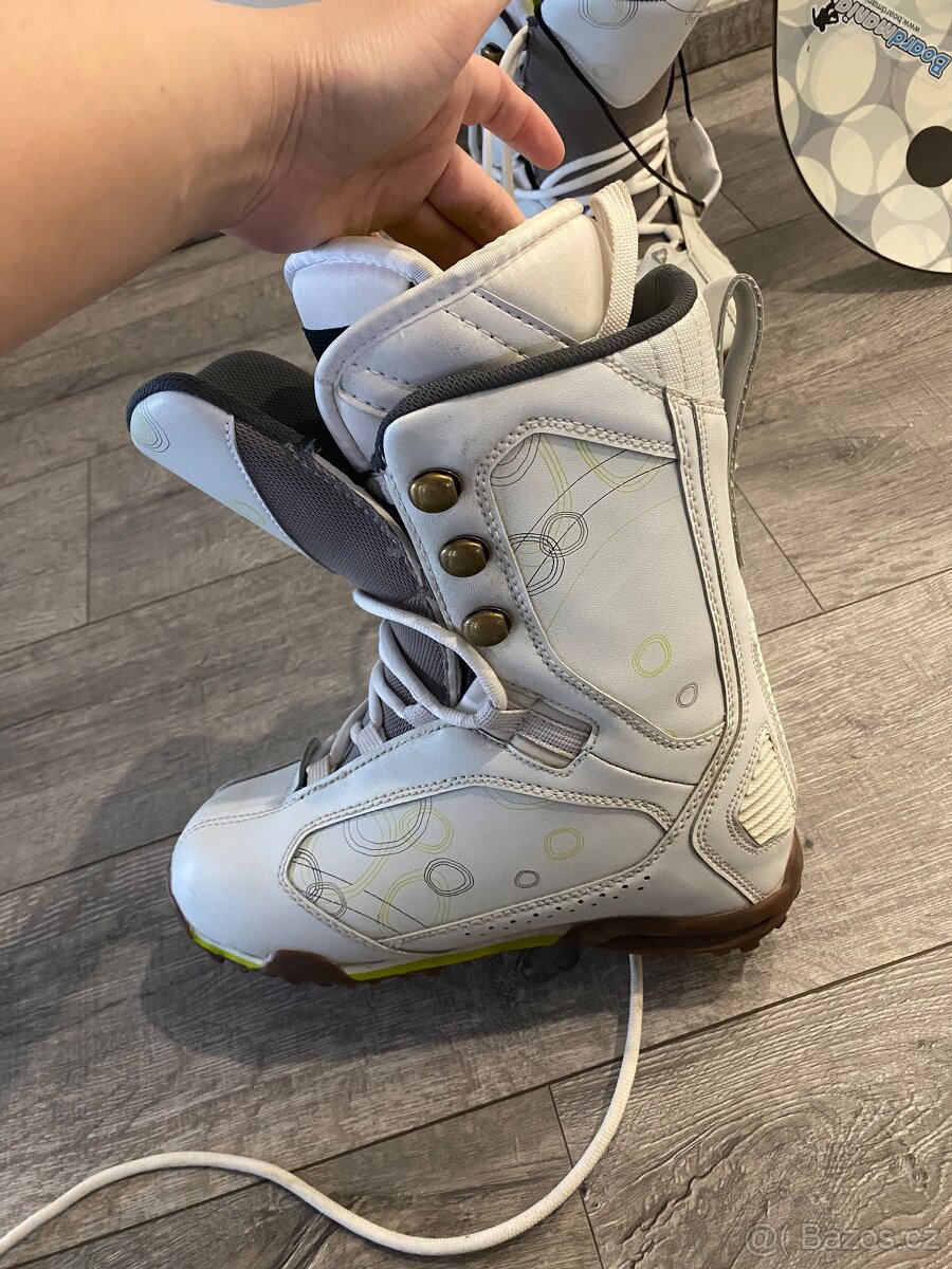 Snowboard