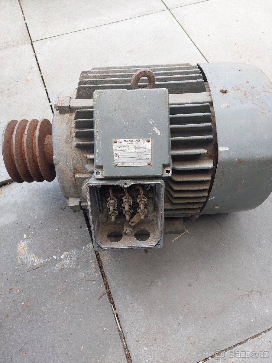 Elektromotor patkový