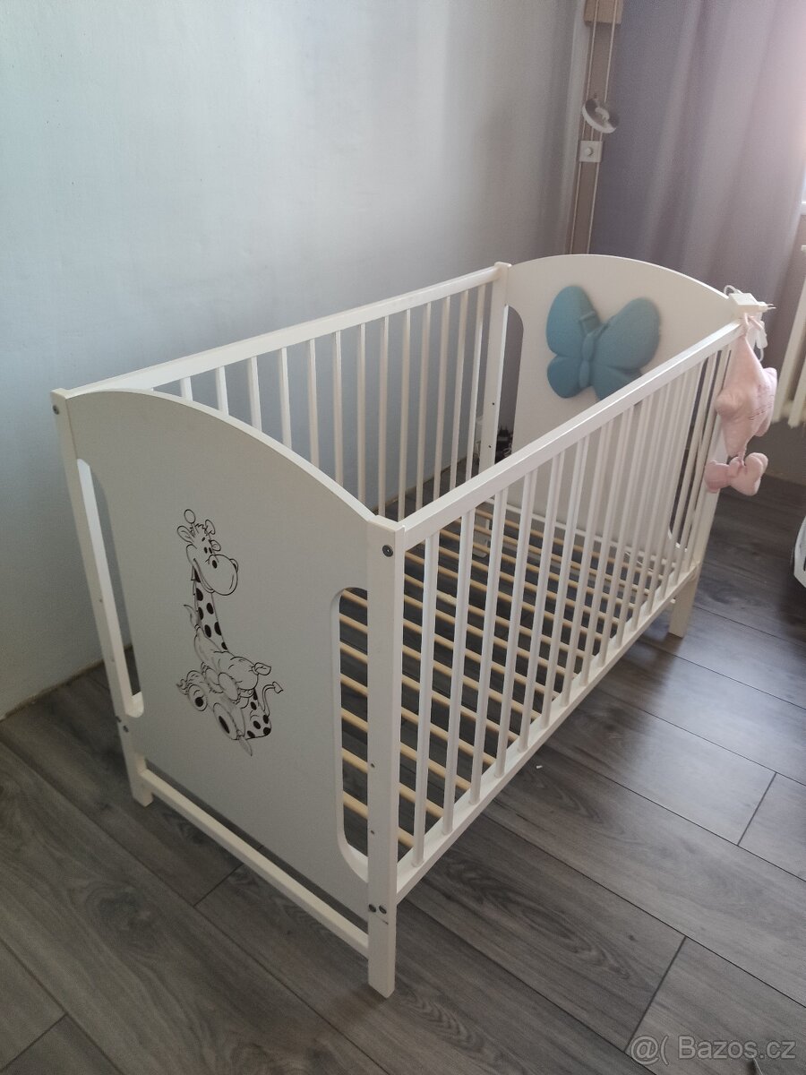 DĚTSKÁ POSTÝLKA