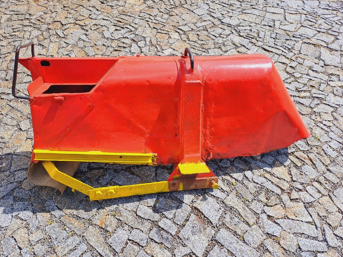 Blatníky Zetor 25