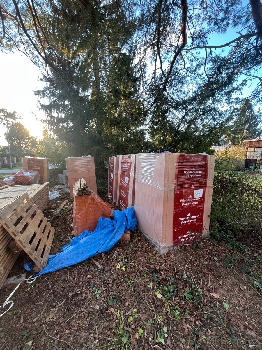 Tepelněizolované cihly Porotherm 38 T Profi