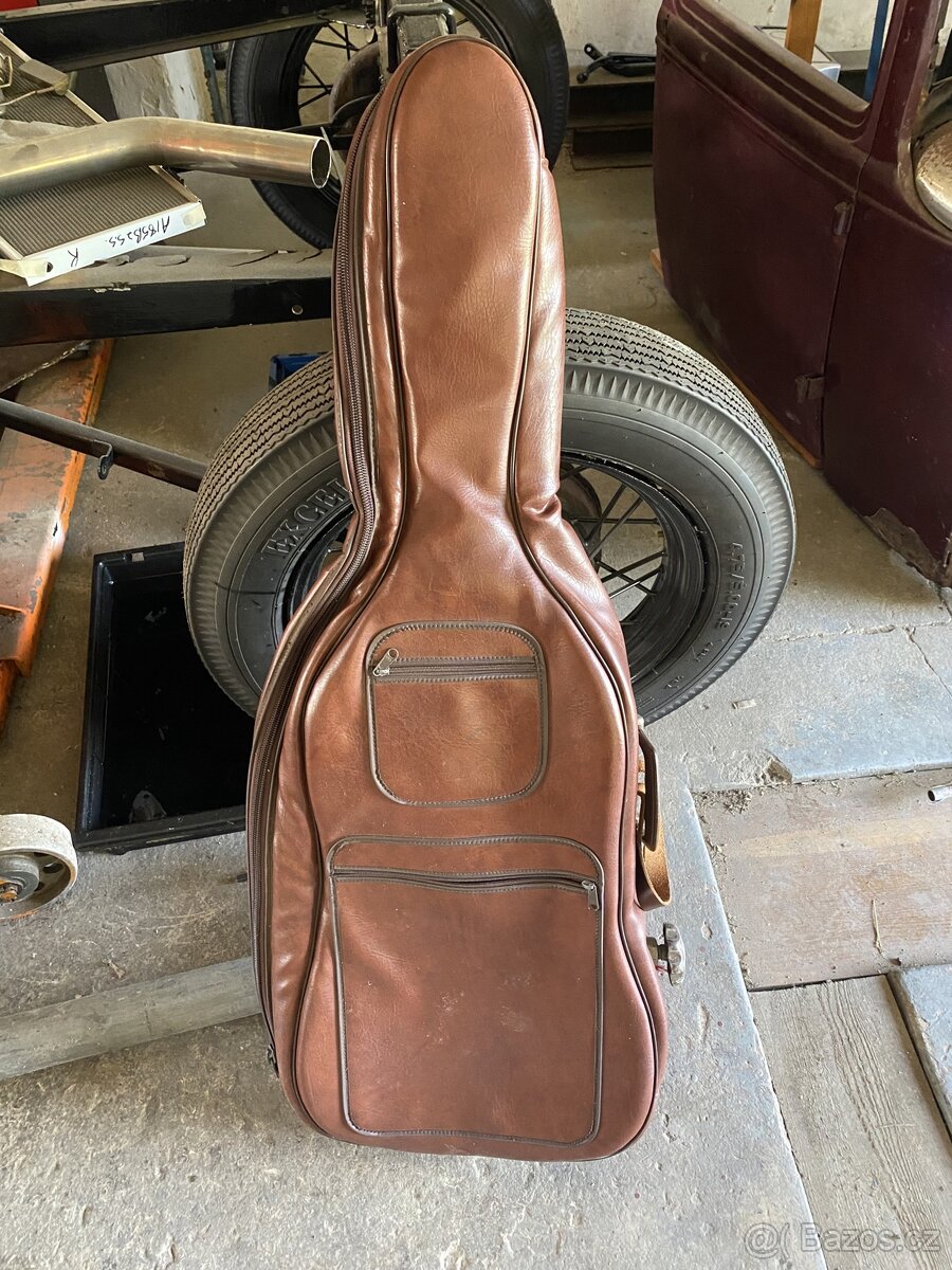Obal na violoncello