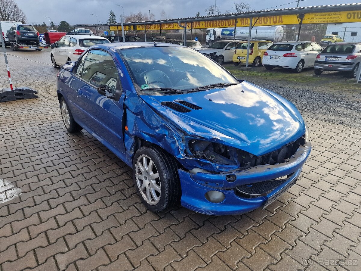 Peugeot 206CC - náhradní díly z tohoto vozu
