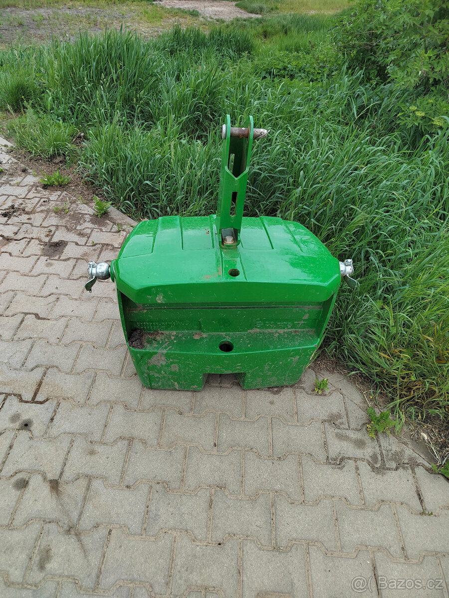 Závaží John Deere 1150 kg