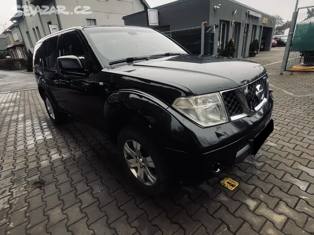 Nissan Pathfinder 2,5 DCi 4X4 CZ 2008, 7.míst, tažné