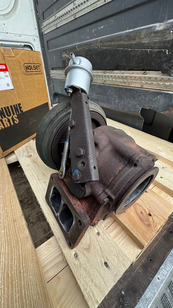 Repasované TURBO Volvo HX55W