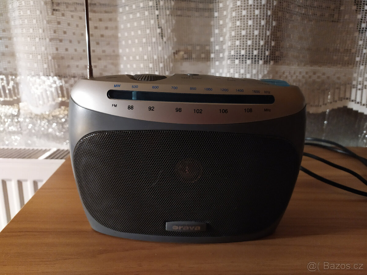 Orava malé rádio