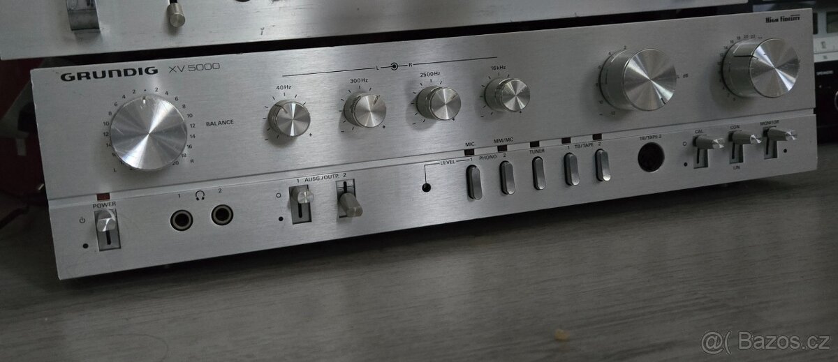 Grundig XV 5000 predzosilňovač