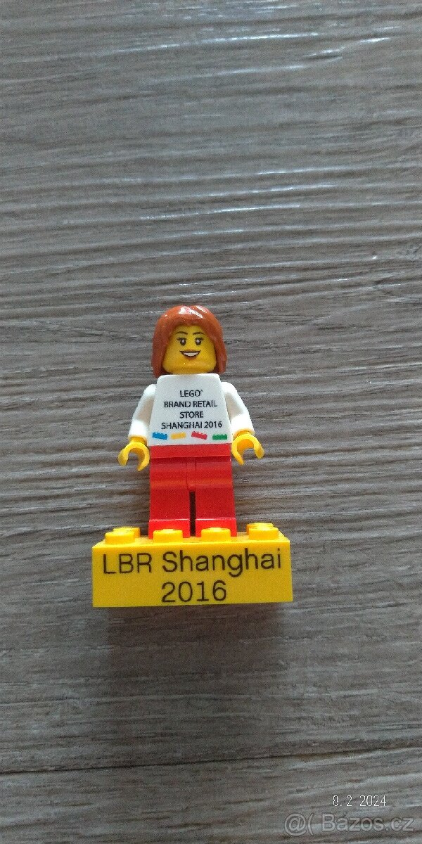 Lego Brand retail 2016 lbr shanghai a lbr Paris minifigure