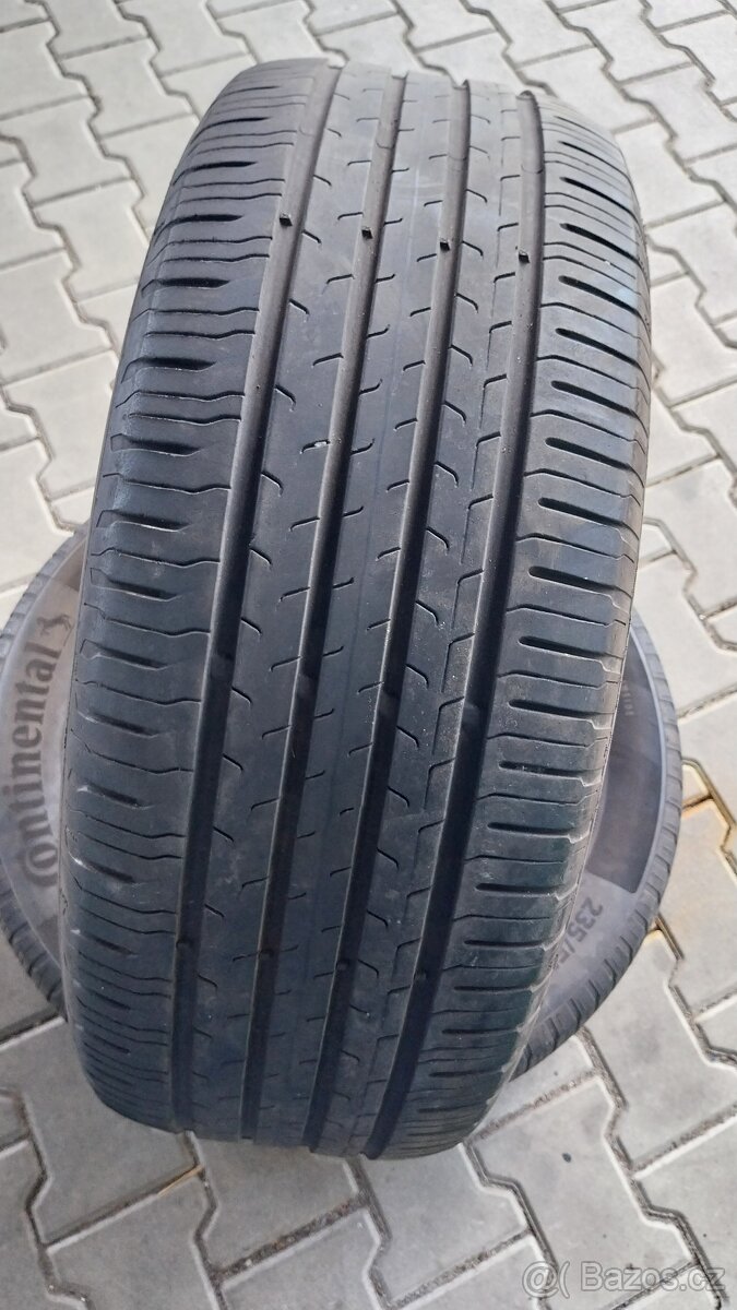 Prodám 2 x letní pneu Continental 235/55/18