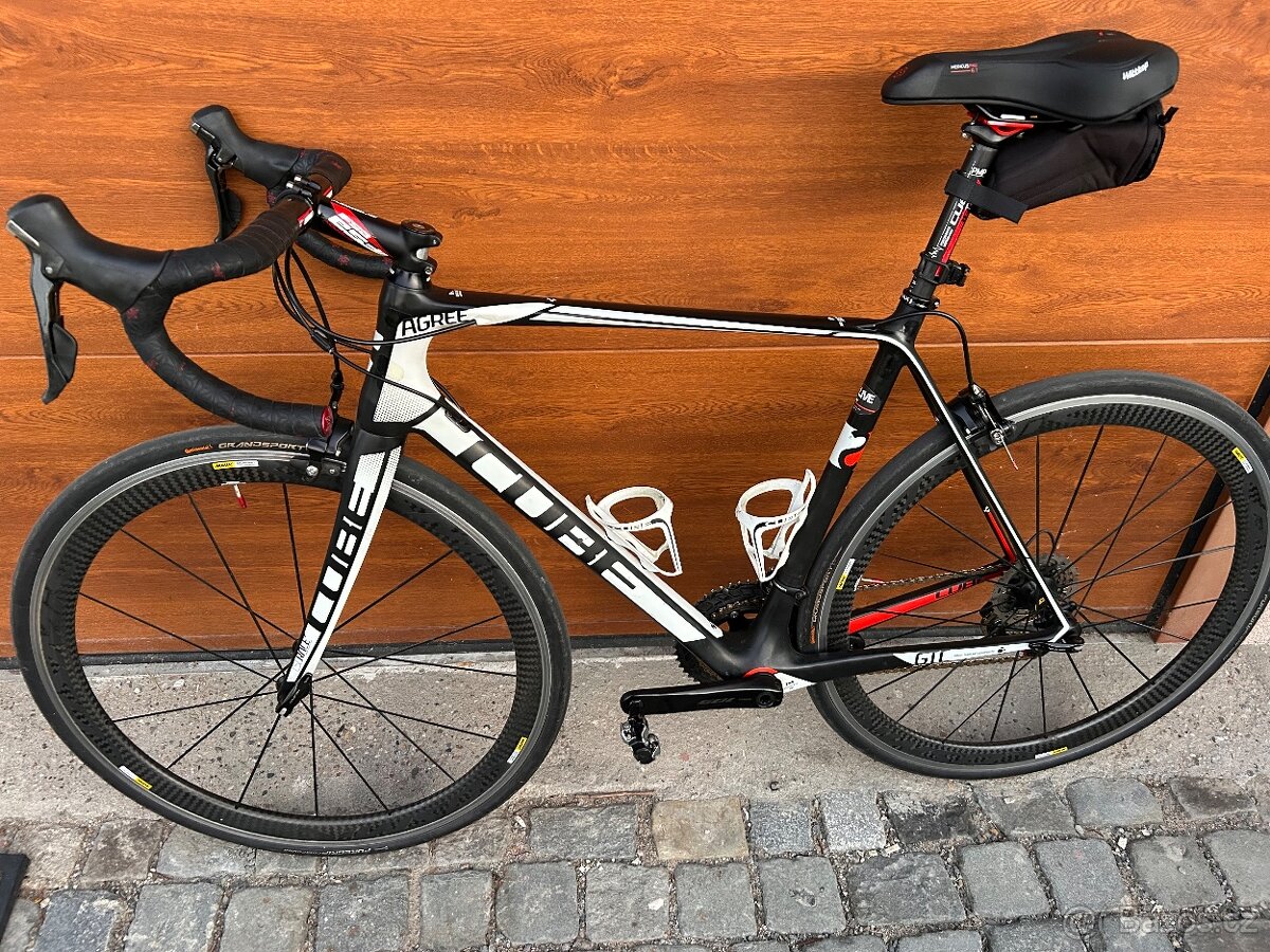 Silniční kolo cube agree vel. 58 carbon