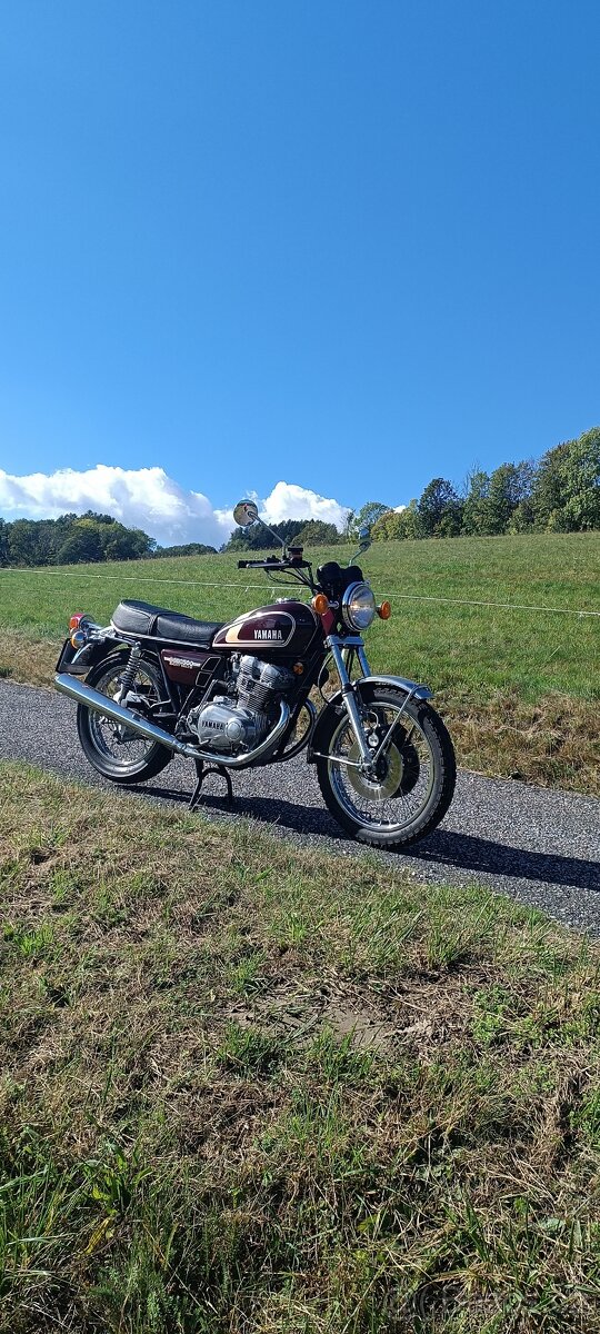 Yamaha TX500