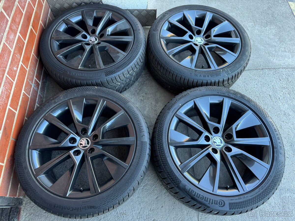 Alu 18" 5x112 BRAGA Black Zimní pneu 85%, O4, TOP
