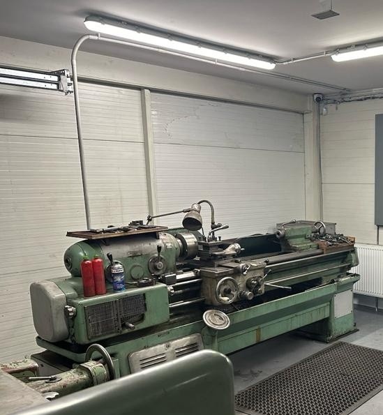 Hrotový soustruh TOS SU 50