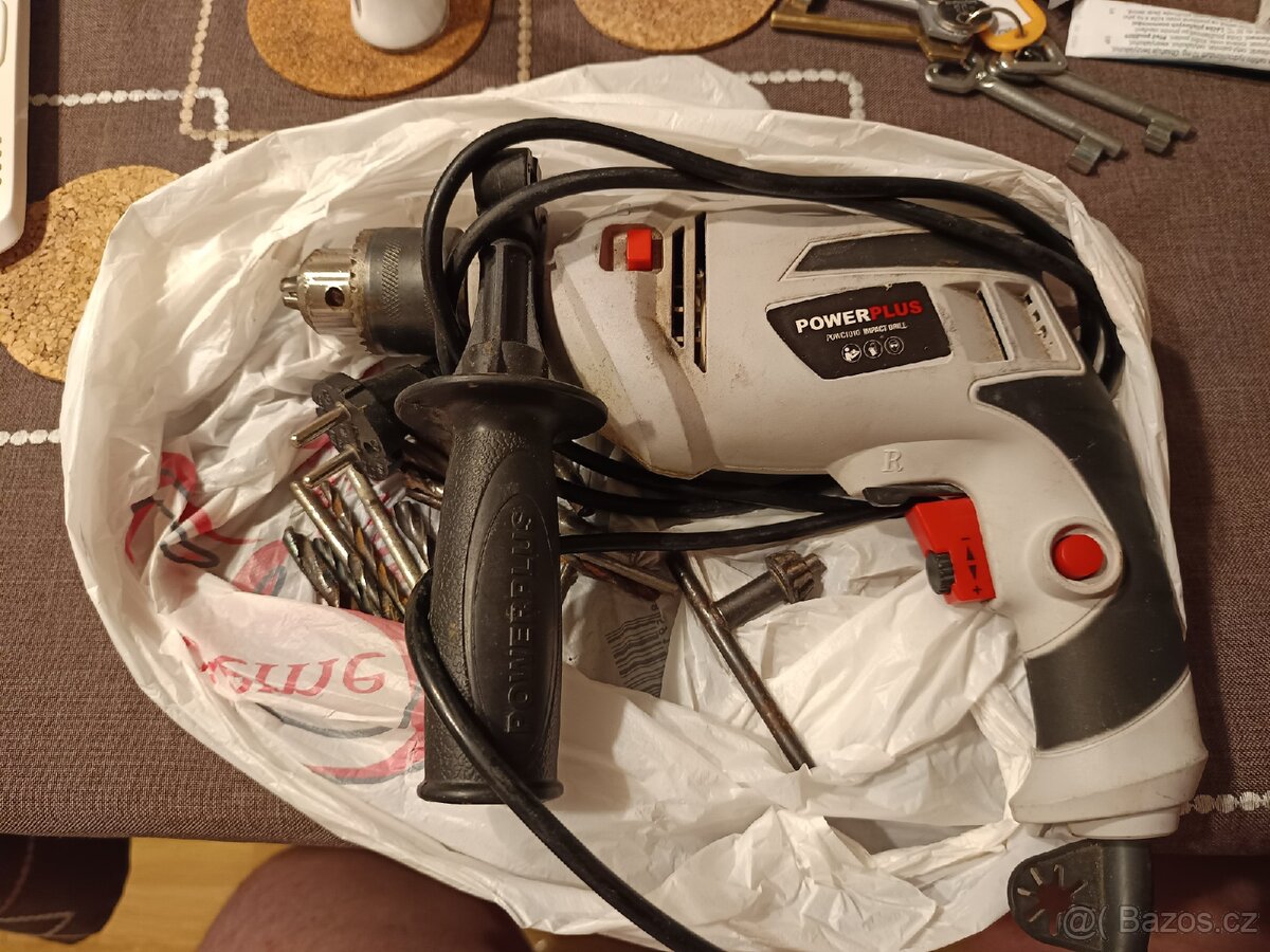 Vrtačka s vrtačky klička na dotaženi..