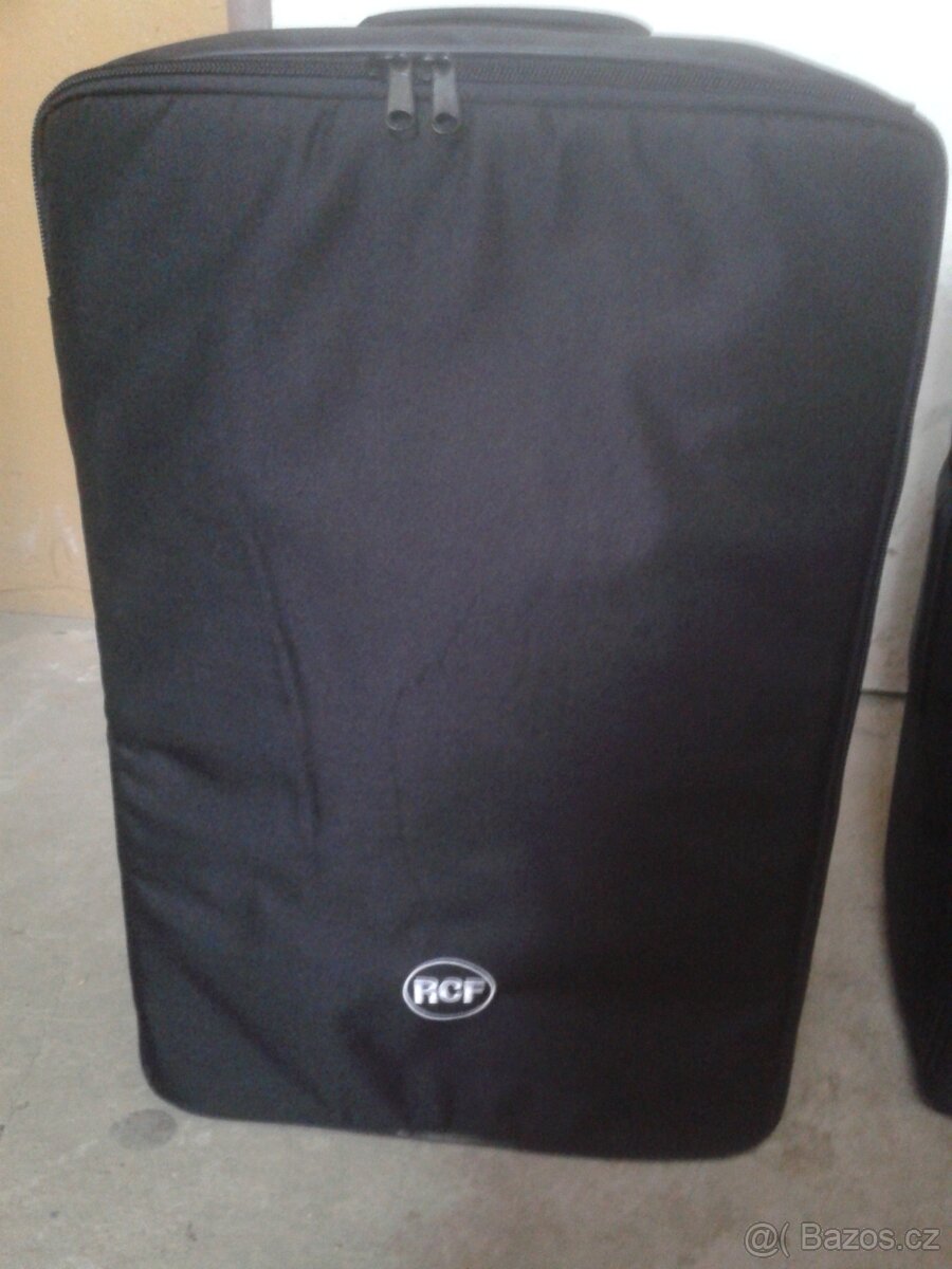 Predam aktívne boxy RCF