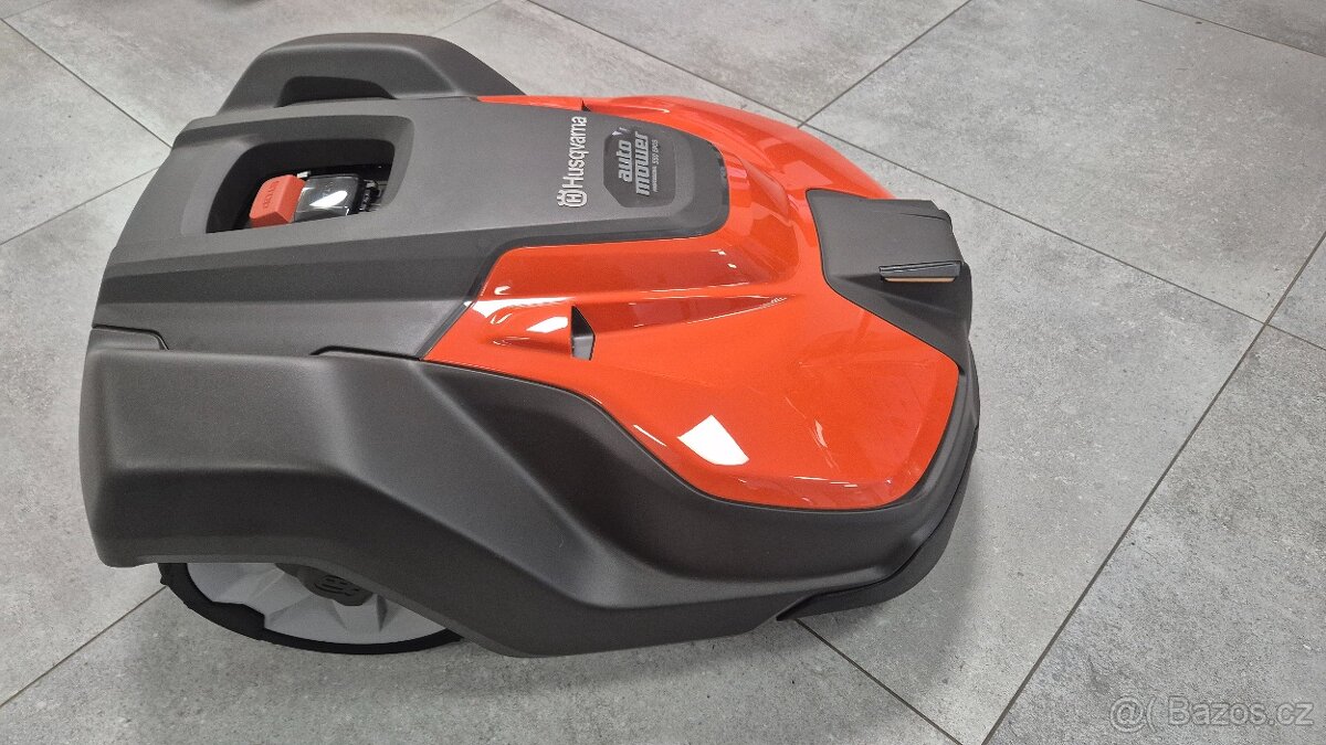 Robotická sekačka Husqvarna 550 Epos