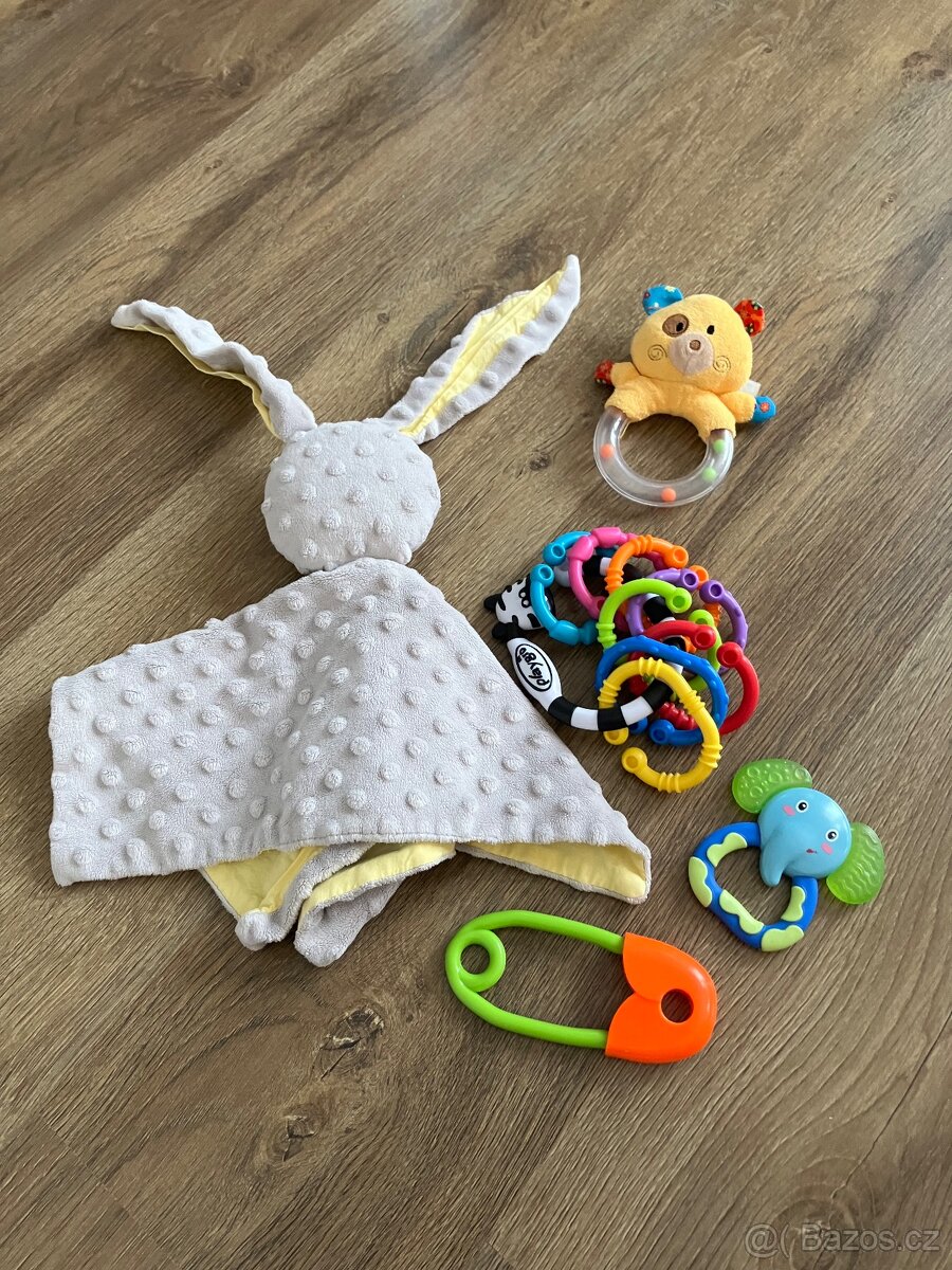 Set hraček pro miminko 2