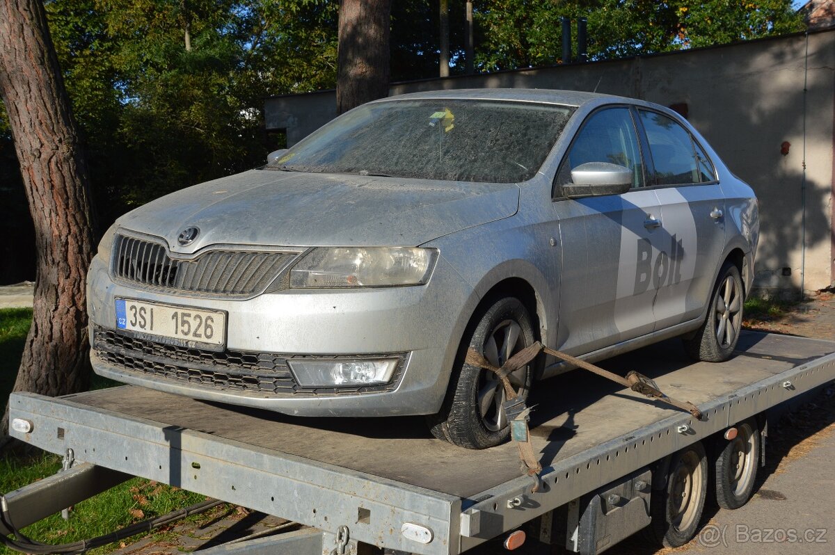Škoda Rapid 1.6TDI 77kW klima park výhřev ALU