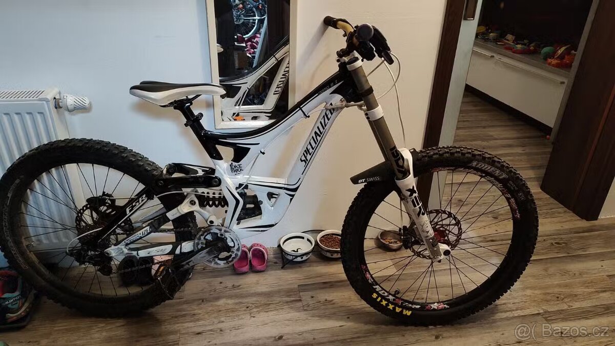 Dh Specialized Demo 8