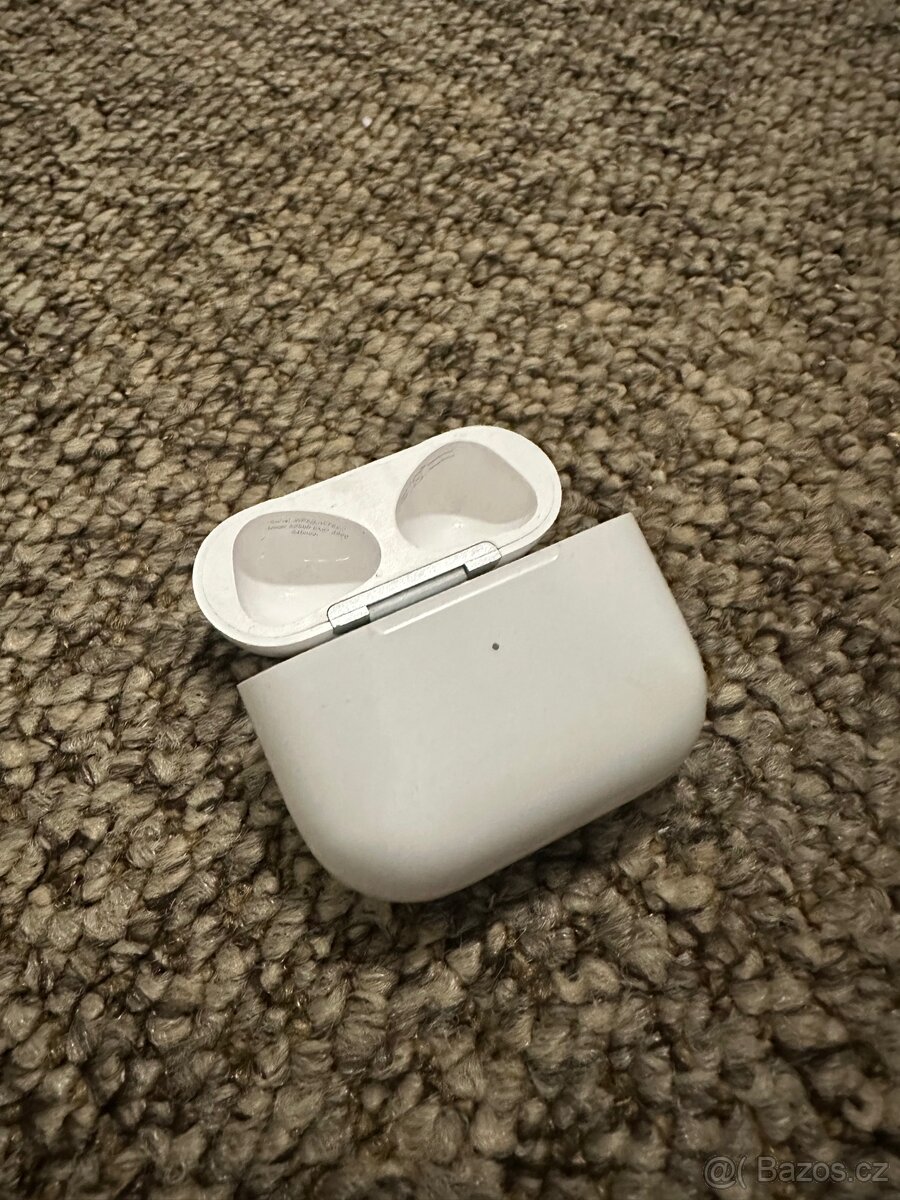 krabička Apple airpods