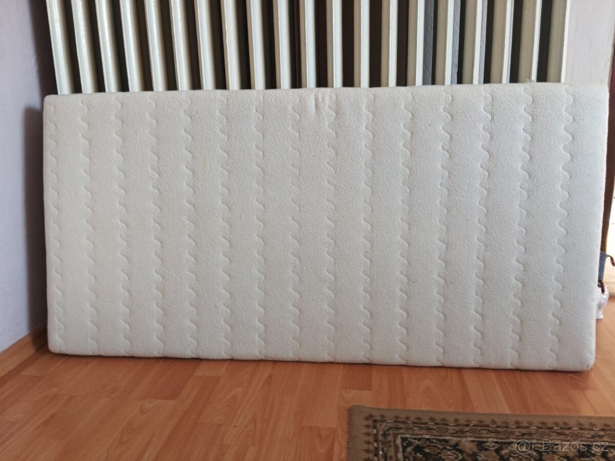 Matrace do dětské postýlky