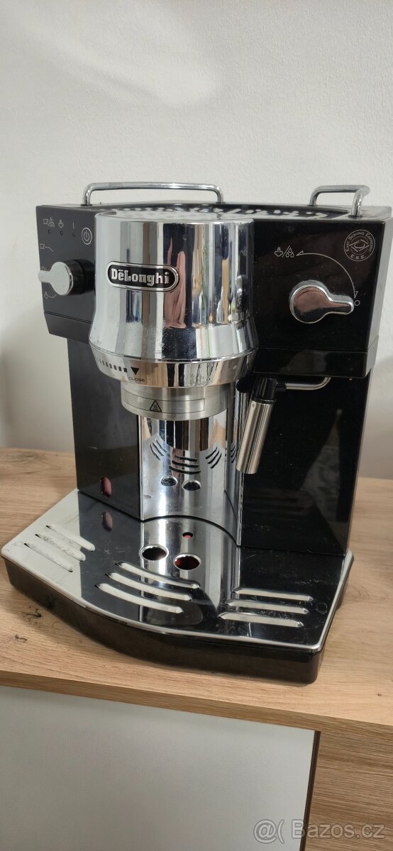 DeLonghi EC820.B